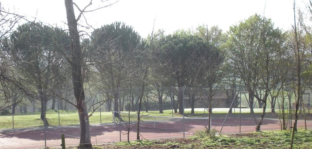 Chateau Les Merles Et Ses Villas ムレディエ エクステリア 写真