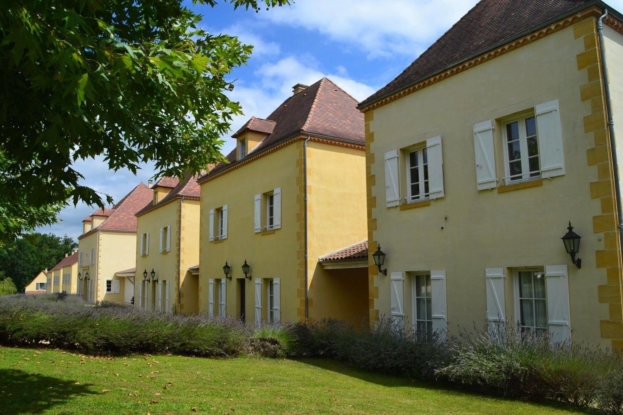 Chateau Les Merles Et Ses Villas ムレディエ エクステリア 写真