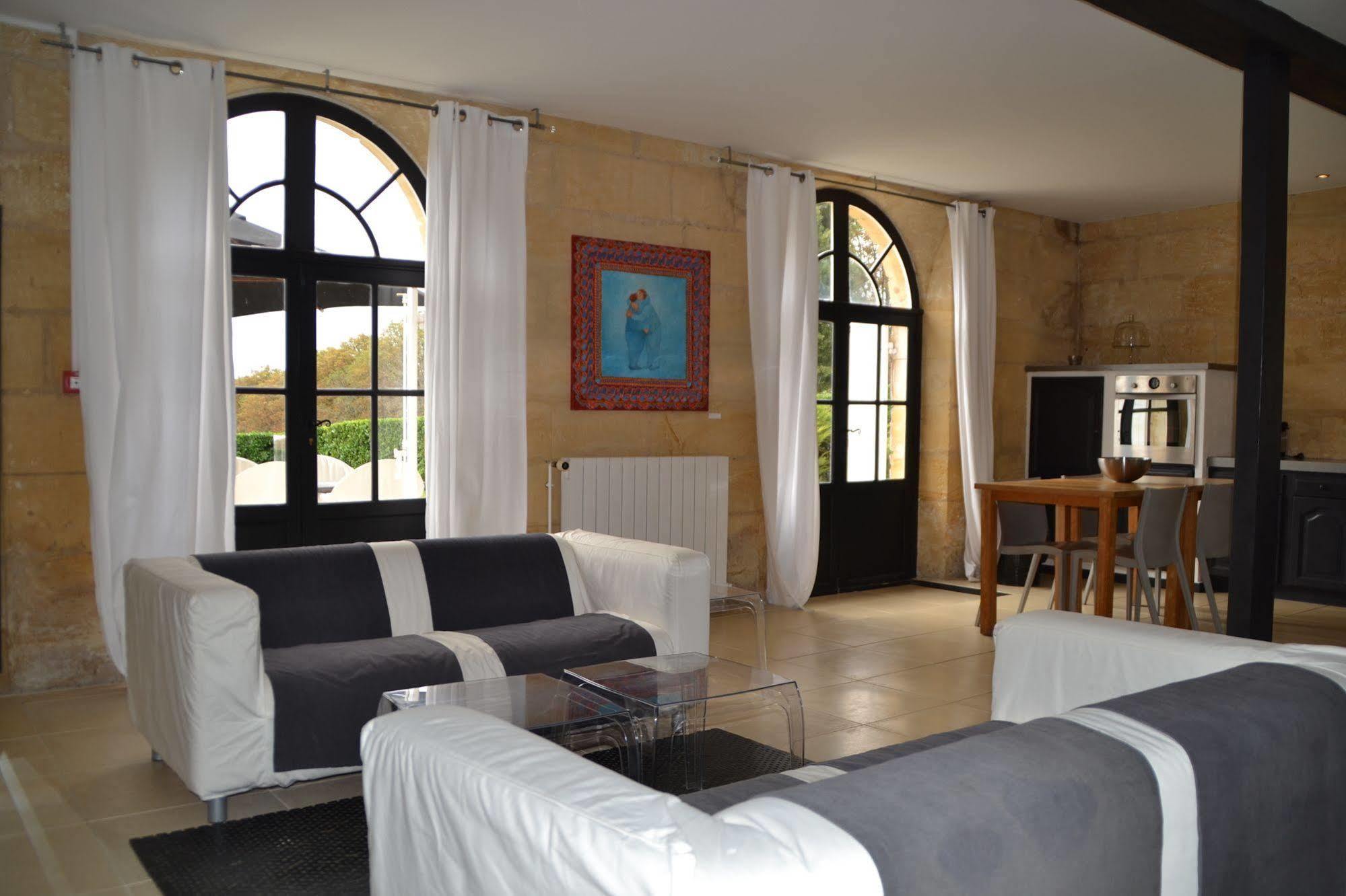 Chateau Les Merles Et Ses Villas ムレディエ エクステリア 写真